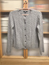 優(yōu)衣庫女裝紐花圓領(lǐng)針織開(kāi)衫/毛衣外套空調衫通勤秋冬新款481477 03 灰色 XL 曬單實(shí)拍圖