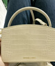 CHARLES&KEITH鱷魚(yú)紋凱莉包手提斜挎婚包包女包生日禮物CK2-50270880-1 Ivory象牙色 S 曬單實(shí)拍圖
