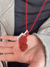 施華索尼亞天然紅瑪瑙財運貔貅吊墜男女五行離為火卦皮丘丙火丁火朱雀首飾品 光面款：帶脖上珠鏈 約38*20*10mm 曬單實(shí)拍圖