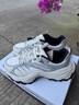 斐樂(lè ) 斐樂(lè )官方女鞋SOFIA 4摩登運動(dòng)鞋2025春季新款魚(yú)刺4代休閑鞋 雪白/月巖灰-SL 39 曬單實(shí)拍圖
