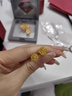 周大生黃金耳飾足金耳釘女爆閃拉絲小方糖耳環(huán)生日禮物送女友 2.65g 曬單實(shí)拍圖