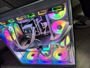 七彩虹海景房主機AMD銳龍R7 9800x3d搭5080/5070TI 5060TI顯卡 千幀電競 游戲直播AI主機 組裝電腦 配六：R7 9800X3D丨32G丨5080 稀缺貨源 全新原裝 曬單實(shí)拍圖