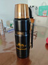 膳魔師（THERMOS）黑金騎士系列120周年新品保溫杯復古經(jīng)典時(shí)尚男大容量便攜水杯子 保溫壺帶掛件TSK2-1200S-BK(MR) 曬單實(shí)拍圖