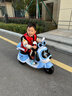 萌嘟嘟兒童電動(dòng)摩托車(chē)寶寶三輪車(chē)遙控1-7歲小孩可坐人充電大號玩具童車(chē) 頂配藍色+加大電瓶+后備箱+護欄 曬單實(shí)拍圖