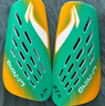 李寧（LI-NING）足球護腿板兒童成人護板護小腿比賽訓練男士專(zhuān)業(yè)護具裝備 熒光綠S 曬單實(shí)拍圖