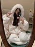 莫代爾白色珊瑚絨睡衣女加絨加厚冬季韓版感毛絨連帽家居服大碼套裝 白色套裝【加厚版】 XL (建議125~140斤) 曬單實(shí)拍圖