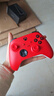 微軟（Microsoft）Xbox無(wú)線(xiàn)游戲手柄 無(wú)線(xiàn)控制器 彩色手柄錦鯉紅 藍牙適配Xbox/PC/平板/手機 Steam 雙影奇境 絲之歌 曬單實(shí)拍圖