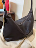 裘真【明星推薦】經(jīng)典hobo包植鞣牛皮腋下通勤休閑餃子女包 咖啡色-小號 小包/大包 曬單實(shí)拍圖