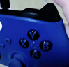 微軟（Microsoft）Xbox無(wú)線(xiàn)游戲手柄 無(wú)線(xiàn)控制器 彩色手柄波動(dòng)藍 藍牙 適配Xbox/PC/平板/手機 Steam 黑神話(huà) 絲之歌 曬單實(shí)拍圖