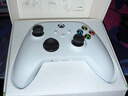 微軟（Microsoft）Xbox無(wú)線(xiàn)游戲手柄 無(wú)線(xiàn)控制器 冰雪白 藍牙適配Xbox/PC/平板/手機 Steam促銷(xiāo)黑神話(huà)悟空 絲之歌 曬單實(shí)拍圖