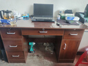 人文成家辦公室辦公桌臺式電腦桌工作臺簡(jiǎn)約寫(xiě)字書(shū)桌職員桌椅組合工位桌子 【單人位】胡桃色120cm 辦公桌【不含椅】 曬單實(shí)拍圖