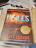 Holes 洞 別有洞天 英語(yǔ)英文原版小說(shuō)書(shū)籍660L紐伯瑞獎小說(shuō)Louis Sachar少年兒童小說(shuō)推理成長(cháng)路易斯·薩奇爾 曬單實(shí)拍圖