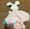 愛(ài)貝迪拉（AIBEDILA）嬰幼兒安撫巾新生兒安撫玩偶阿貝貝寶寶哄睡神器毛絨玩具小兔子 曬單實(shí)拍圖
