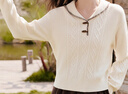 百圖（betu）女裝2025年冬季新款毛衣撞色領(lǐng)邊牛角扣精致扭繩顯瘦上衣2510T40 米白 XS （米白預售11/20發(fā)貨） 曬單實(shí)拍圖