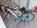 永久山地自行車成人山地車學(xué)生鋁合金變速油碟剎內(nèi)走線男女士單車賽車 輻條/炫彩粉【京倉(cāng)發(fā)貨 當(dāng)/次日達(dá)】 26寸【適合：155-185cm】 24速【定位變速器】 曬單實(shí)拍圖
