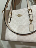 蔻馳（COACH）【品牌直供】女士MOLLIE25中號手提單肩包白色CV965 曬單實(shí)拍圖