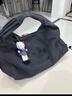 adidas「云朵包」牛仔風(fēng)大容量運動(dòng)挎包女子阿迪達斯官方三葉草 黑色 NS 曬單實(shí)拍圖