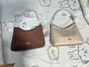 蔻馳（COACH）奧萊女士女包經(jīng)典標志LAUREL流浪包單肩包斜挎通勤麻將包 SV/沙黃色/灰褐色 曬單實(shí)拍圖