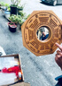 善揚桃木八卦牌掛件九宮八卦鏡化解煞凸鏡解決門(mén)對門(mén)入戶(hù)桃木八卦凸鏡 桃木八卦凸鏡 中國結掛件 14cm 曬單實(shí)拍圖