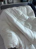 京東京造Duvet D'oie杜唯朵95%白鵝絨被 羽絨被冬厚被芯1kg填充2*2.3m 曬單實(shí)拍圖