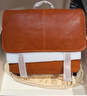 裘真【宋佳同款】植鞣羊皮信使雙肩包大容量上班通勤休閑背包新款 焦糖色-大號暫不預售 曬單實(shí)拍圖