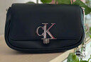 Calvin Klein時(shí)尚單肩包禮物鏈條包包金屬字母旋扣翻蓋CK女包斜挎馬鞍包DH3240 曬單實(shí)拍圖