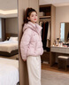 鴨鴨（YAYA）短款羽絨服女2025冬季新款連帽時(shí)尚韓版巴恩風(fēng)保暖羽絨外套 藕粉色 M (160) 曬單實(shí)拍圖