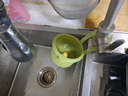 鳳全可掛式水槽瀝水籃殘渣過(guò)濾家用廚房用品水龍頭洗碗海綿收納置物架 【綠色】過(guò)濾殘渣/一鍵傾倒 曬單實(shí)拍圖