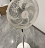 美的（Midea）【颶風(fēng)節能】七葉柔風(fēng)立式電風(fēng)扇/家用輕音落地扇/臺式小型風(fēng)扇/大風(fēng)力遙控定時(shí)搖頭風(fēng)扇 SAH35BSJ 曬單實(shí)拍圖