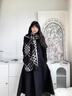 CinvaiKrose圍巾女披肩外搭格紋仿羊絨圍脖高級感新年情人節禮物 黑白色 曬單實(shí)拍圖