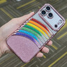 SUOLIAO適用iPhone17Promax手機殼新款鑲鉆硅膠彩虹流沙蘋(píng)果16自帶鏡頭膜防摔散熱透明保護套女生款軟外殼 【粉色】輕奢水鉆-自帶閃粉鏡頭膜+鋼化膜 iPhone17Promax 曬單實(shí)拍圖
