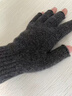恒源祥純羊絨手套男女士秋冬天毛線(xiàn)針織加厚開(kāi)車(chē)保暖手套 男女款+半指黑色 均碼 曬單實(shí)拍圖