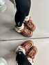 UGG秋季女士時(shí)尚舒適純色圓頭厚底保暖系帶休閑懶人鞋 1143954 CHE | 栗色 38 曬單實(shí)拍圖