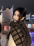 俞兆林格子圍巾冬季女新款感韓版時(shí)尚百搭保暖防寒防風(fēng)披肩圍脖情侶禮盒 棕色 曬單實(shí)拍圖