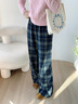 茵曼（INMAN）2025秋冬女裝新款復古慵懶風(fēng)銀狐絨格子大直筒褲顯瘦寬松長(cháng)褲 藍灰格-加絨款 M 曬單實(shí)拍圖