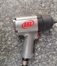 英格索蘭1/2大扭力小風(fēng)炮汽車(chē)專(zhuān)用氣動(dòng)扳手氣動(dòng)工具風(fēng)炮1321G 1321G 單機 曬單實(shí)拍圖