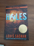Holes 洞 別有洞天 英文原版 紐伯瑞兒童文學(xué)金獎 電影原著(zhù)小說(shuō) 弘書(shū)閣英語(yǔ)文庫十大兒童之一 曬單實(shí)拍圖