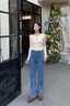 衣品天成寬松高腰窄版直筒牛仔褲休閑個(gè)性雙扣設計秋季女簡(jiǎn)約顯瘦百搭褲子 曬單實(shí)拍圖