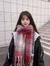 京悠雨加厚保暖圍巾女冬百搭圈圈紗圍脖軟糯加長(cháng)2025新款披肩批發(fā)品質(zhì)感 藍紅格 曬單實(shí)拍圖