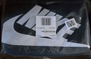 耐克實(shí)用鞋盒式斜挎包冬季收納時(shí)尚NIKE FN3059 010黑/黑/白 均碼 曬單實(shí)拍圖