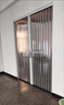 水晶亞克力廚房通燃氣隔斷門(mén)臨時(shí)驗收免打孔推拉空調簾隱形折疊門(mén) 【透明水晶板】咖啡色邊框 曬單實(shí)拍圖