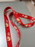 櫻花招財貓手機掛繩女款ins短款手腕繩寬布帶子長(cháng)款掛脖背繩背帶斜挎新年風(fēng)納福紅繩夾片式手機殼通用吊繩 斜挎款【紅色】櫻花招財貓掛繩+紅色夾片+金色圓扣1 曬單實(shí)拍圖