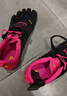 Vibram五指鞋女赤足鞋深蹲硬拉跳繩室內健身鞋綜合運動(dòng)訓練跑步鞋五趾鞋 黑色/粉紅色（建議拍大一碼） 38 曬單實(shí)拍圖