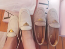 他她（TATA）平底樂(lè )福鞋小金豆秋季新款女白色小皮鞋單鞋女 灰色 39 曬單實(shí)拍圖