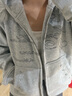 404MOBGANG燙鉆字母設計冬季大毛領(lǐng)加厚加絨外套女款休閑短款連帽開(kāi)衫衛衣 灰色 L 曬單實(shí)拍圖