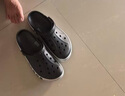 卡駱馳（CROCS）貝雅卡駱班洞洞鞋|205089 黑色/白色-066   44 (280mm)   曬單實(shí)拍圖