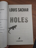 Holes 洞 別有洞天 英文原版 紐伯瑞兒童文學(xué)金獎 電影原著(zhù)小說(shuō) 弘書(shū)閣英語(yǔ)文庫十大兒童之一 曬單實(shí)拍圖