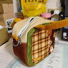 chongsukei小&ck斜挎包女2025春夏新款可愛(ài)格子手提包小眾設計手機小方包 棕色 含掛件 曬單實(shí)拍圖