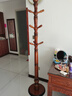 棲音閣實(shí)木衣帽架 掛衣架落地臥室客廳家用立式掛衣桿辦公室掛衣服架子 曬單實(shí)拍圖