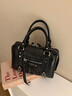 南風(fēng)Chio2nd柏林晚宴枕頭包包女款2025新款手提包通勤女士單肩斜挎包 經(jīng)典黑 曬單實(shí)拍圖